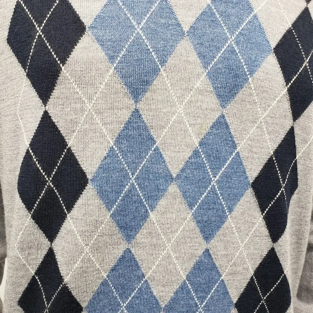 Banana Republic 100% Merino Wool Sweater Men L Argyle Diamond V Neck Gray Blue